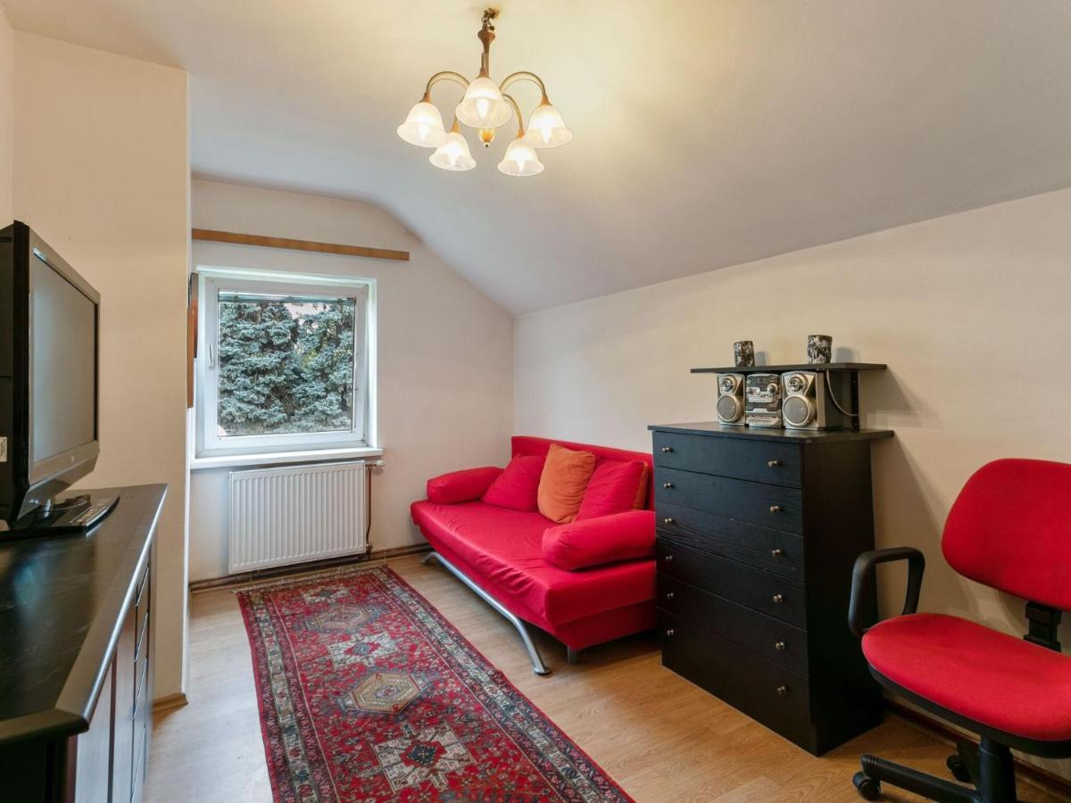 Lively Holiday Home In Wien With Private Garden エクステリア 写真